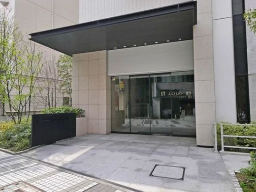 カワサキ・ミッドマークタワー