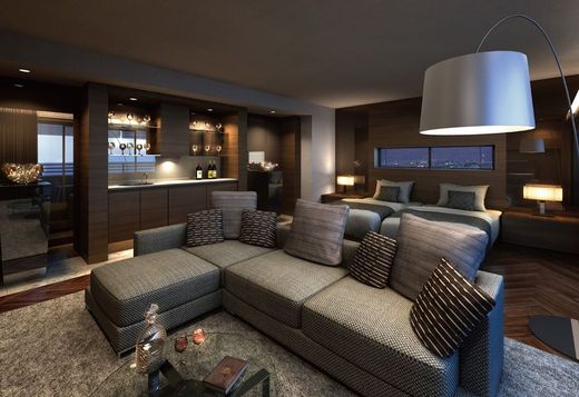 カワサキ・ミッドマークタワー