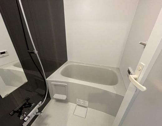 FLUFFY自由が丘 (フラッフィー自由が丘)