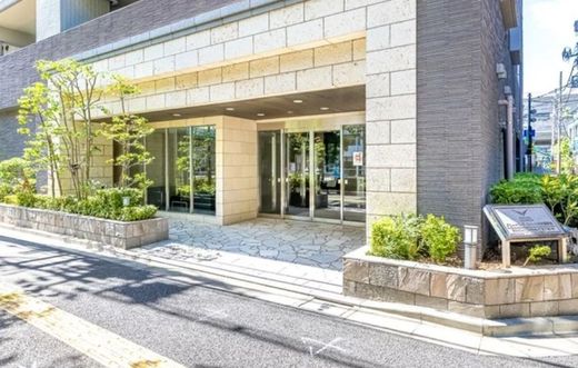 グローベル・ザ・スイート中村橋駅前