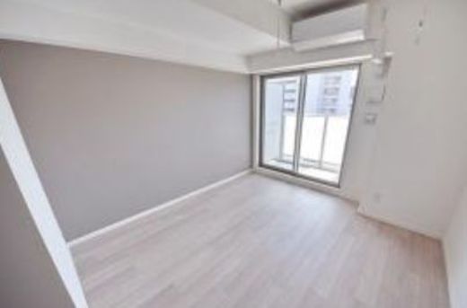 ロイジェント磯子