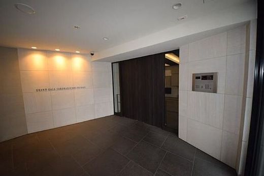 グランド・ガーラ桜木町駅前