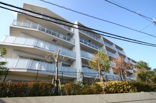 プレサンスロジェ横濱天王町