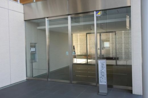 プレサンスロジェ横濱天王町