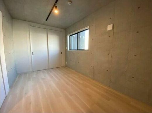 BELLA VISTA SHINJUKU (ベッラヴィスタ新宿)