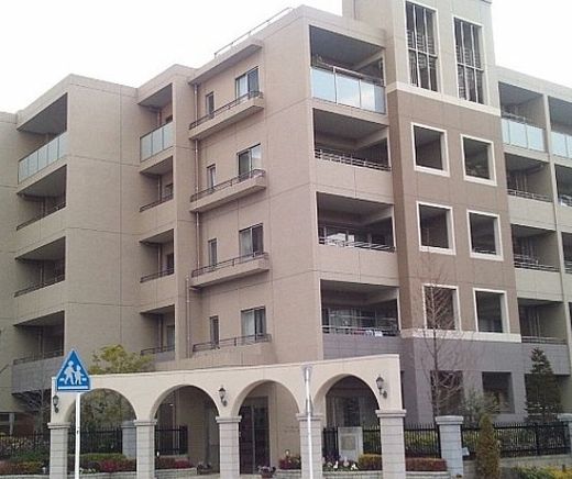 ドレッセ美しの森セントヴェール