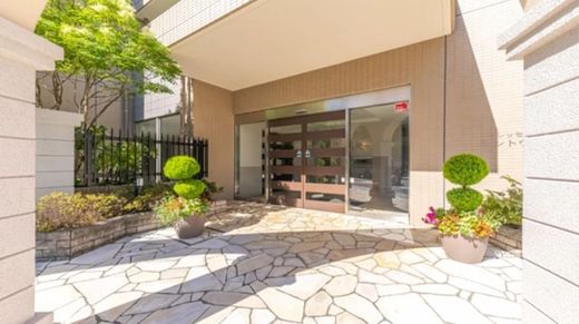 ドレッセ美しの森セントヴェール