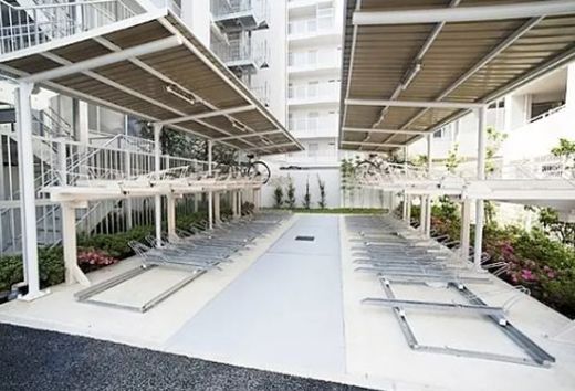 ウィスティリア高津