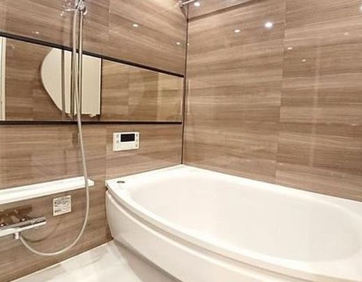 東京サーハウスセンターポート