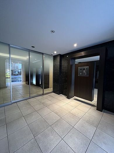 プレサンスロジェ横浜関内