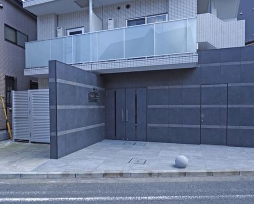 ディアレイシャス横浜WEST