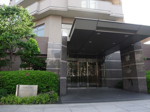 ローレルコート新宿タワー