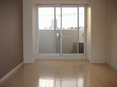 カスタリア戸越駅前