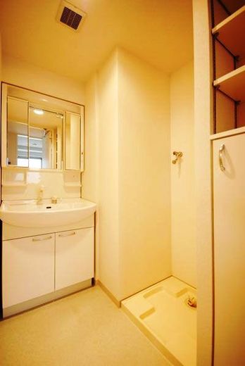 レジディア神田岩本町2