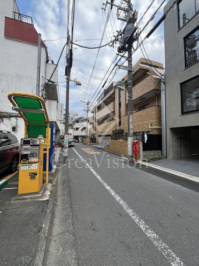 Aulii Nakameguro (アウリィ中目黒)