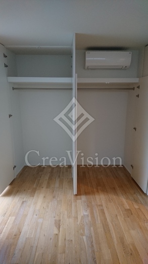 CRANE COURT（クレインコート）