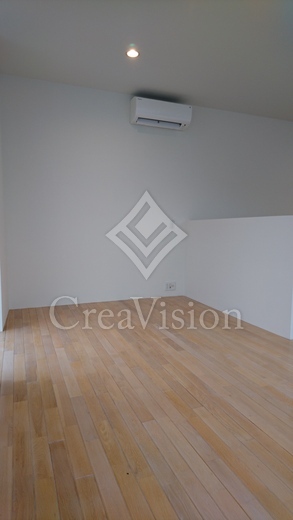 CRANE COURT（クレインコート）