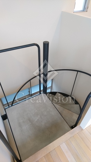 CRANE COURT（クレインコート）