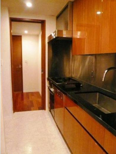 グランスイート六番町