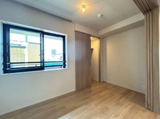 ジオ市谷仲之町