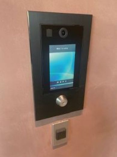 ロイジェント西新井