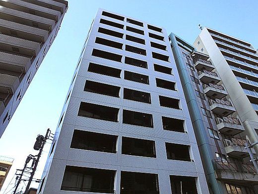 プラティーク新宿ウエスト