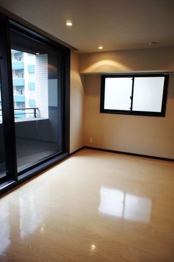 プラティーク新宿ウエスト