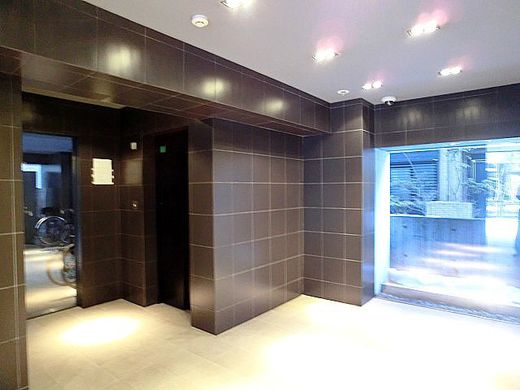 プラティーク新宿ウエスト