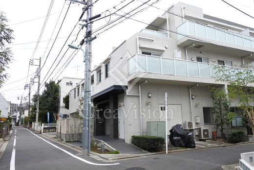 エスティメゾン都立大学