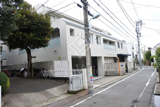 エスティメゾン都立大学