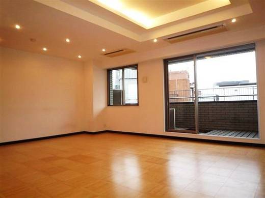 パークハウス神宮前