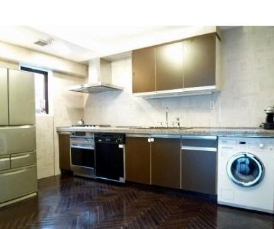 赤坂グランドハウス