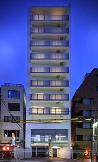 フェリス白金