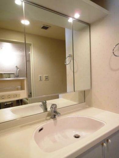 クレッセント麻布ビュータワー