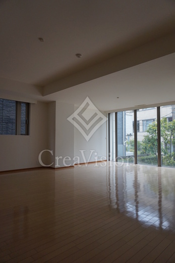 ストーリア赤坂