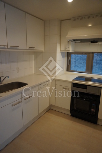 ストーリア赤坂