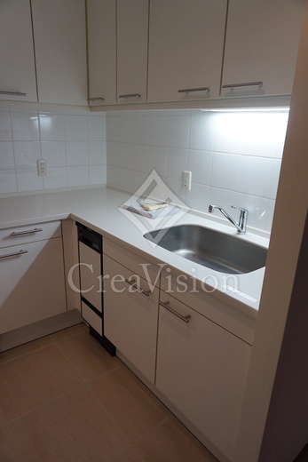 ストーリア赤坂