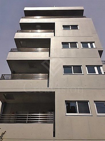 AMPHION (アンフィオン)