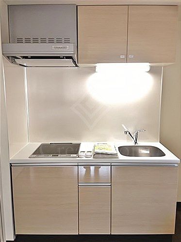 AMPHION (アンフィオン)