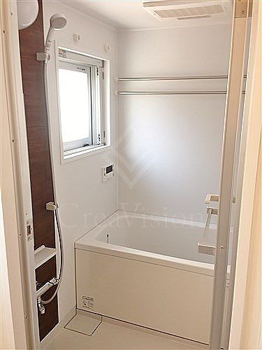 AMPHION (アンフィオン)