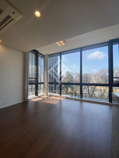 ブランズ九段北