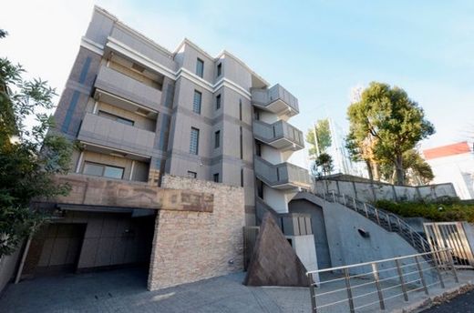 グランフォークス西麻布