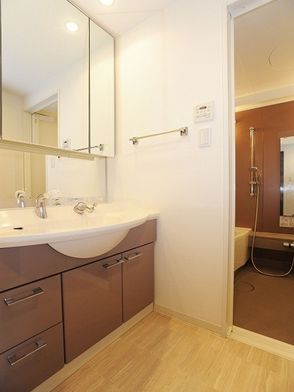 カスタリア目白