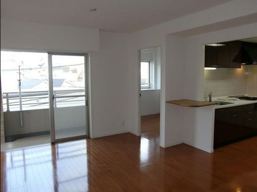 カスタリア目白