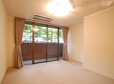 パレロワイヤル原宿