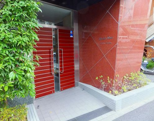 ステーションフロント都立大学