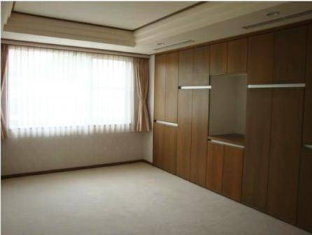 クレスト南麻布