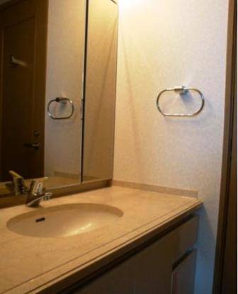 クレスト南麻布