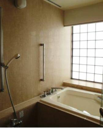 クレスト南麻布