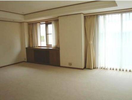 クレスト南麻布